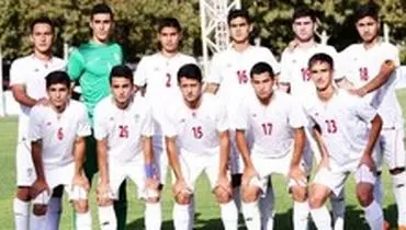 تیم فوتبال نوجوانان به ایران باز گشت