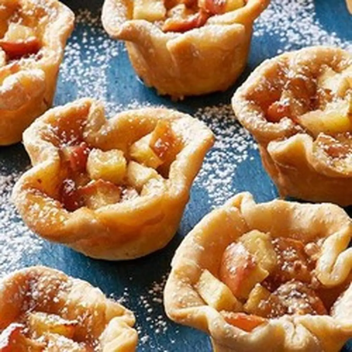 طرز تهیه تارتلتِ تافی و سیب