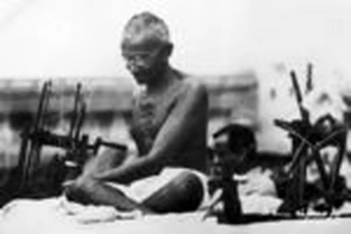 گاندی نماد انسانیت در جهان معاصر+ویدیو و عکس