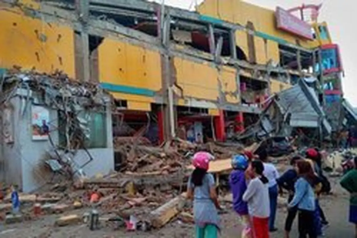تلفات زلزله اندونزی به ۱۲۳۴ تن رسید