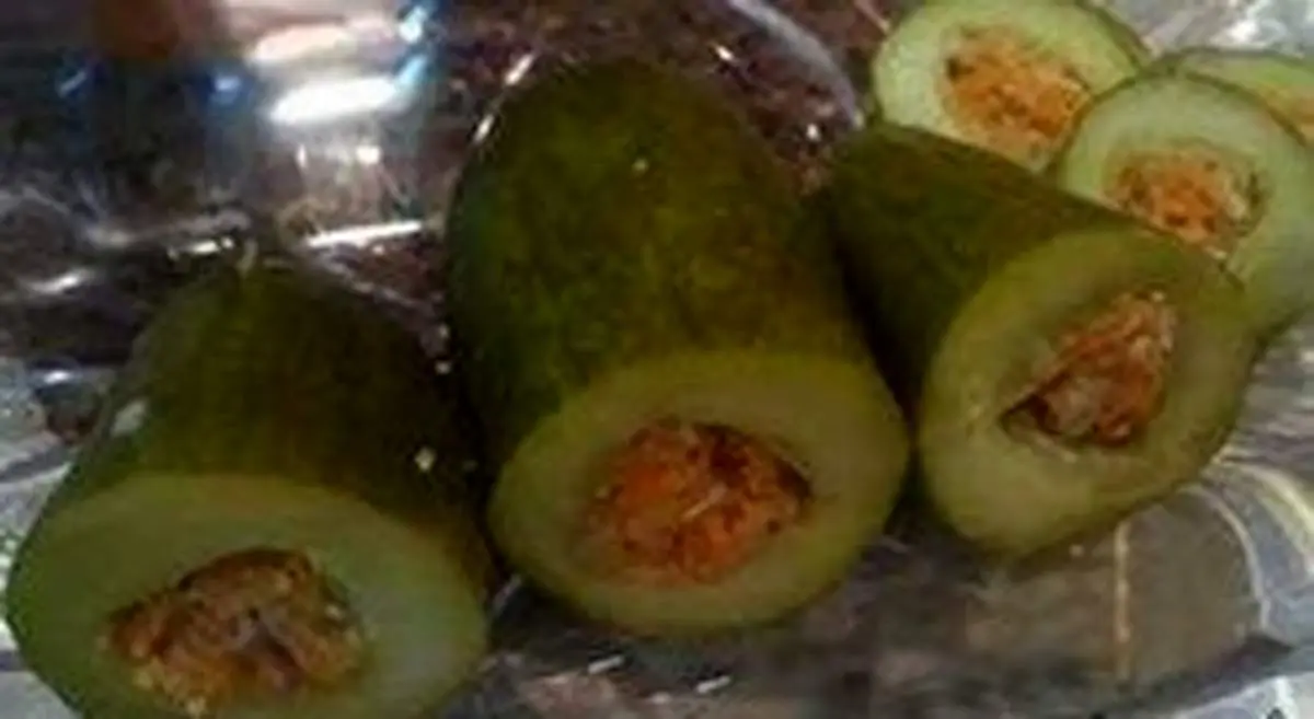 طرز تهیه ترشی خیار شکم پر بسیار خوشمزه