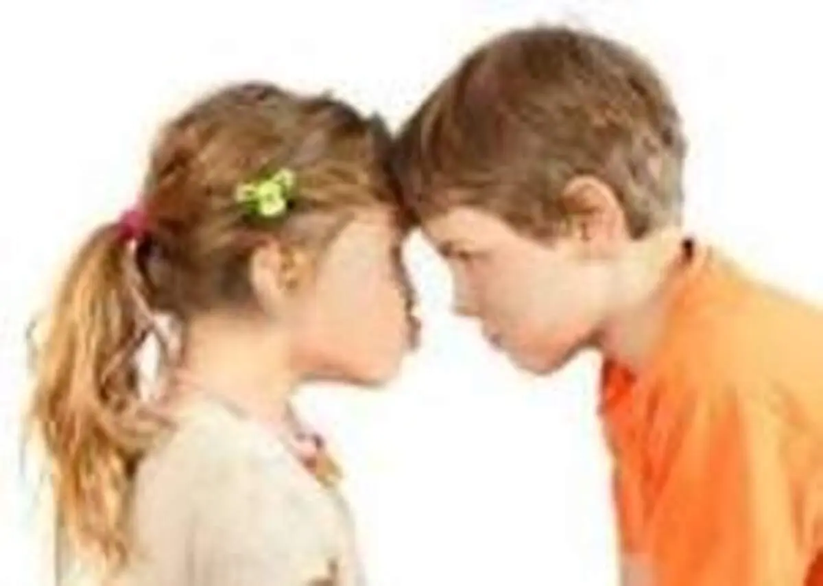 چگونه دعوای بین بچه‌ها را کنترل کنیم؟