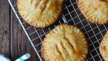 طرز تهیه پای سیب کاراملی شور