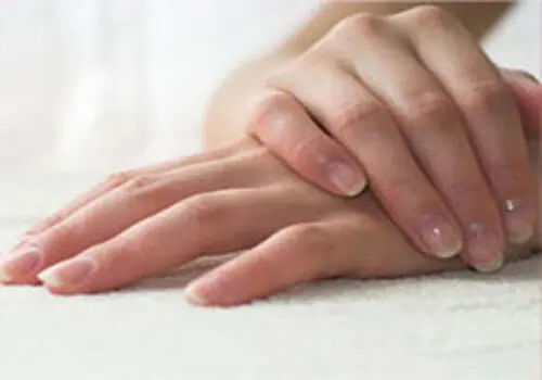 کاشت ناخن سرطان‌زا است؟