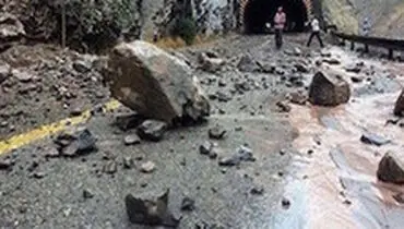وقوع ۲۰ مورد ریزش کوه در محور هراز