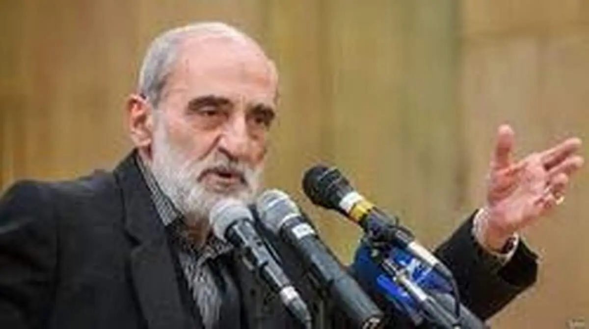 شریعتمداری: برای این دو سؤال چه پاسخی دارید؟!