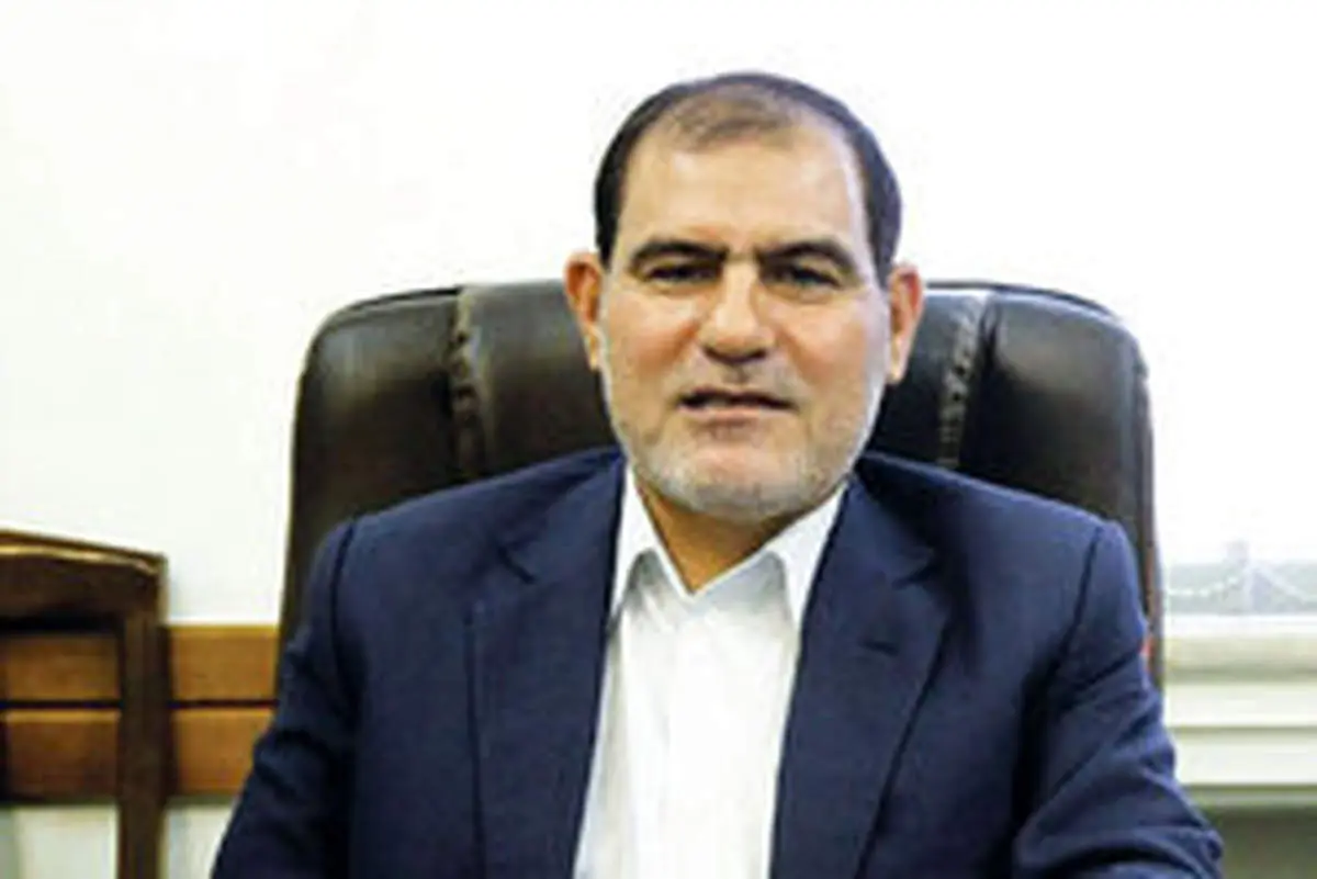 انتقاد خرم آبادی از کوتاهی مسئولان درباره فضای مجازی