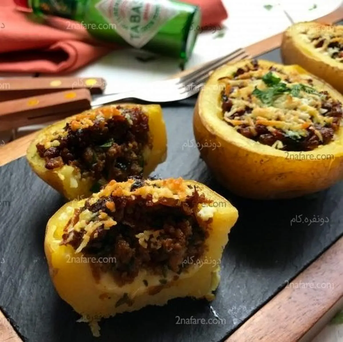 طرز تهیه سیب زمینی شکم پر