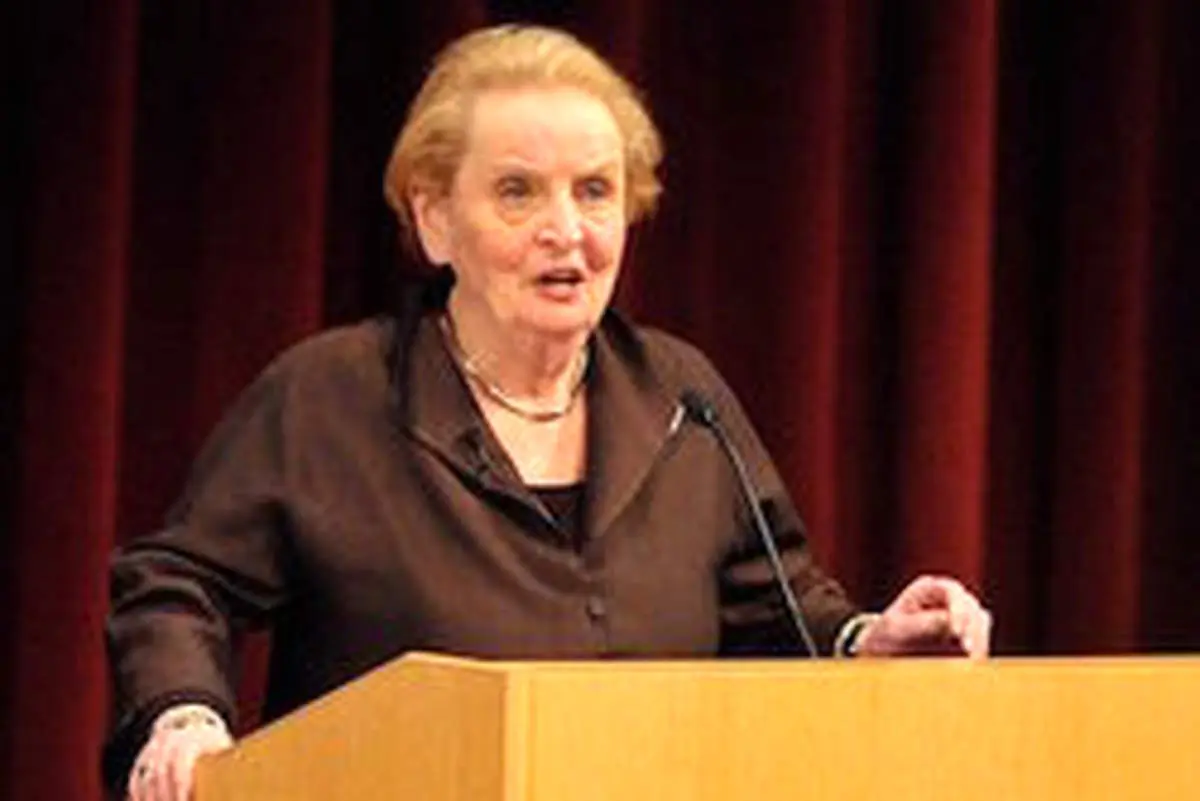 هشدار آلبرایت درباره ملی گرایی افراطی ترامپ