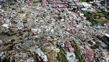 عکسی وحشتناک از رانش زمین در اندونزی