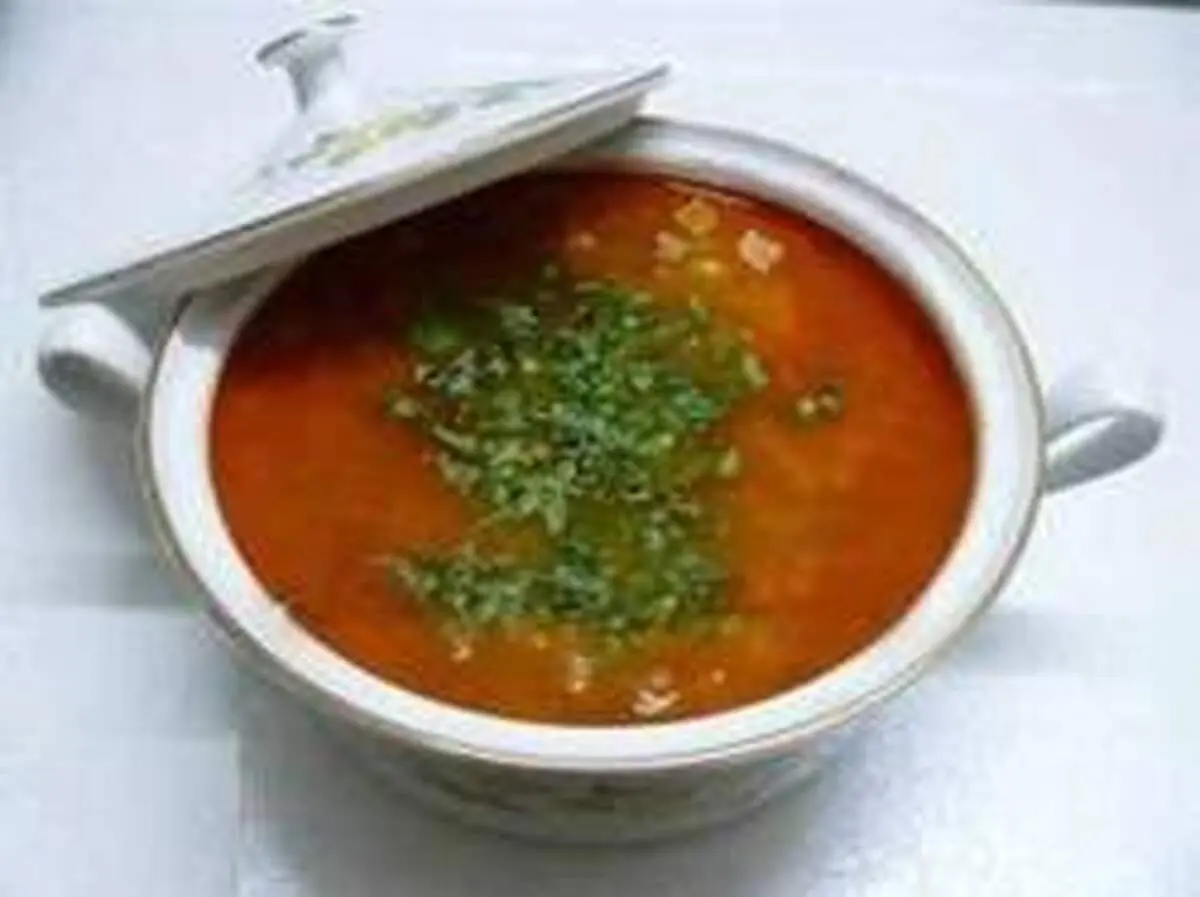 طرز تهیه آش آبغوره، غذای محلی همدانی‌ها