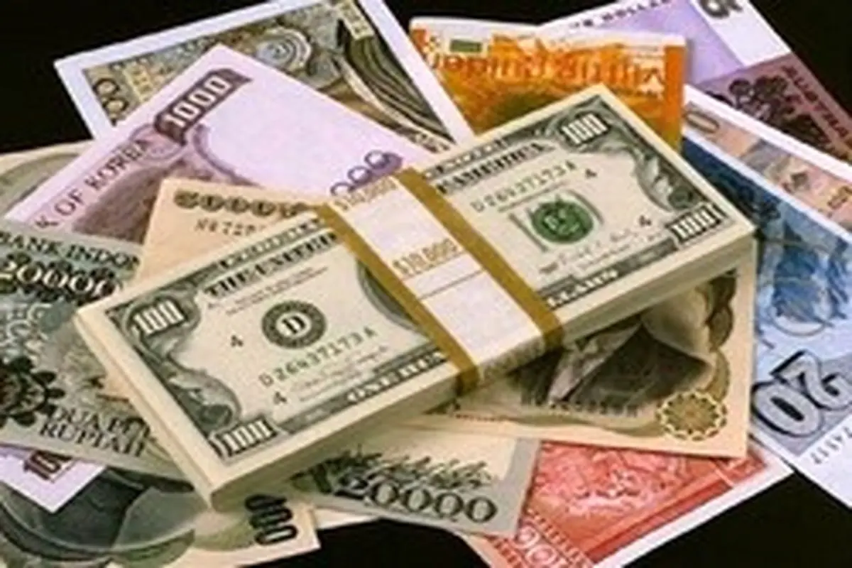 خرید دلار در بانکها با نرخ ۱۰ هزار و ۴۵۰ تومان