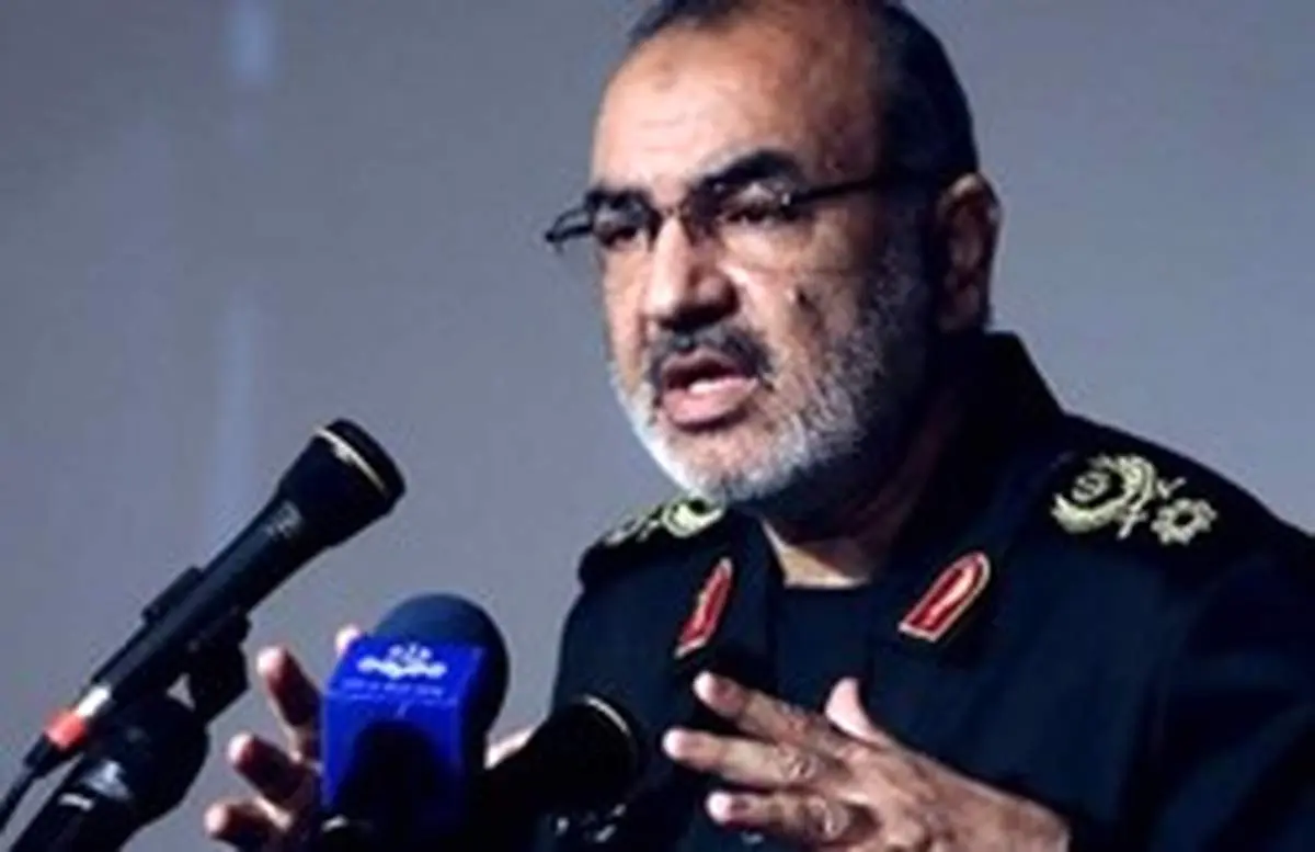 سردار سلامی: تفکری که مذاکره با آمریکا را راه نجات می‌داند، خطرناک است