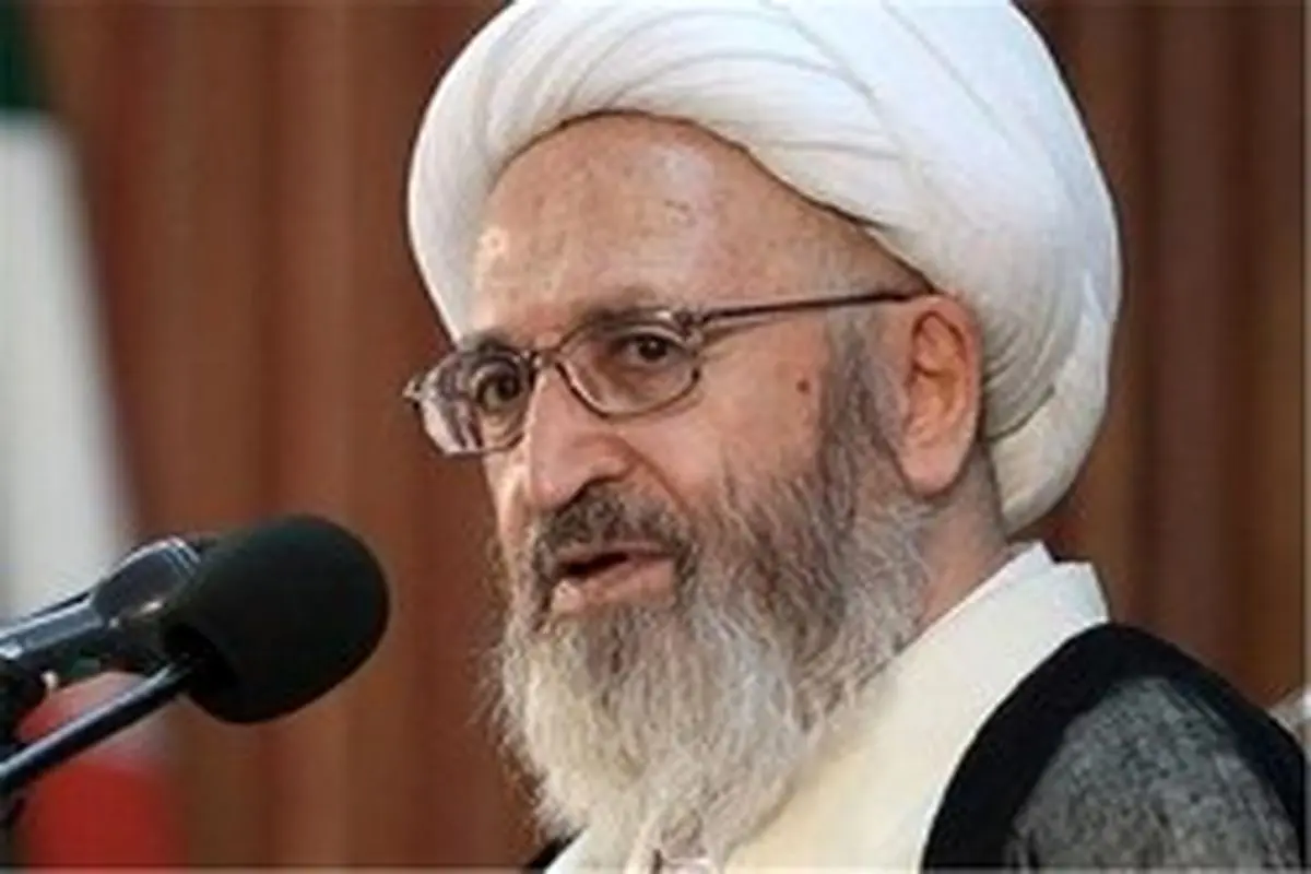 انتقاد آیت‌الله سبحانی از ‌تصادفات‌ زیاد جاده‌ای در ایران