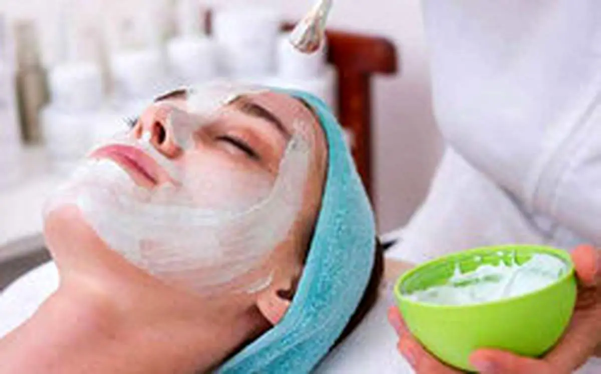 مزایا و معایب لایه برداری پوست صورت و بدن با TCA