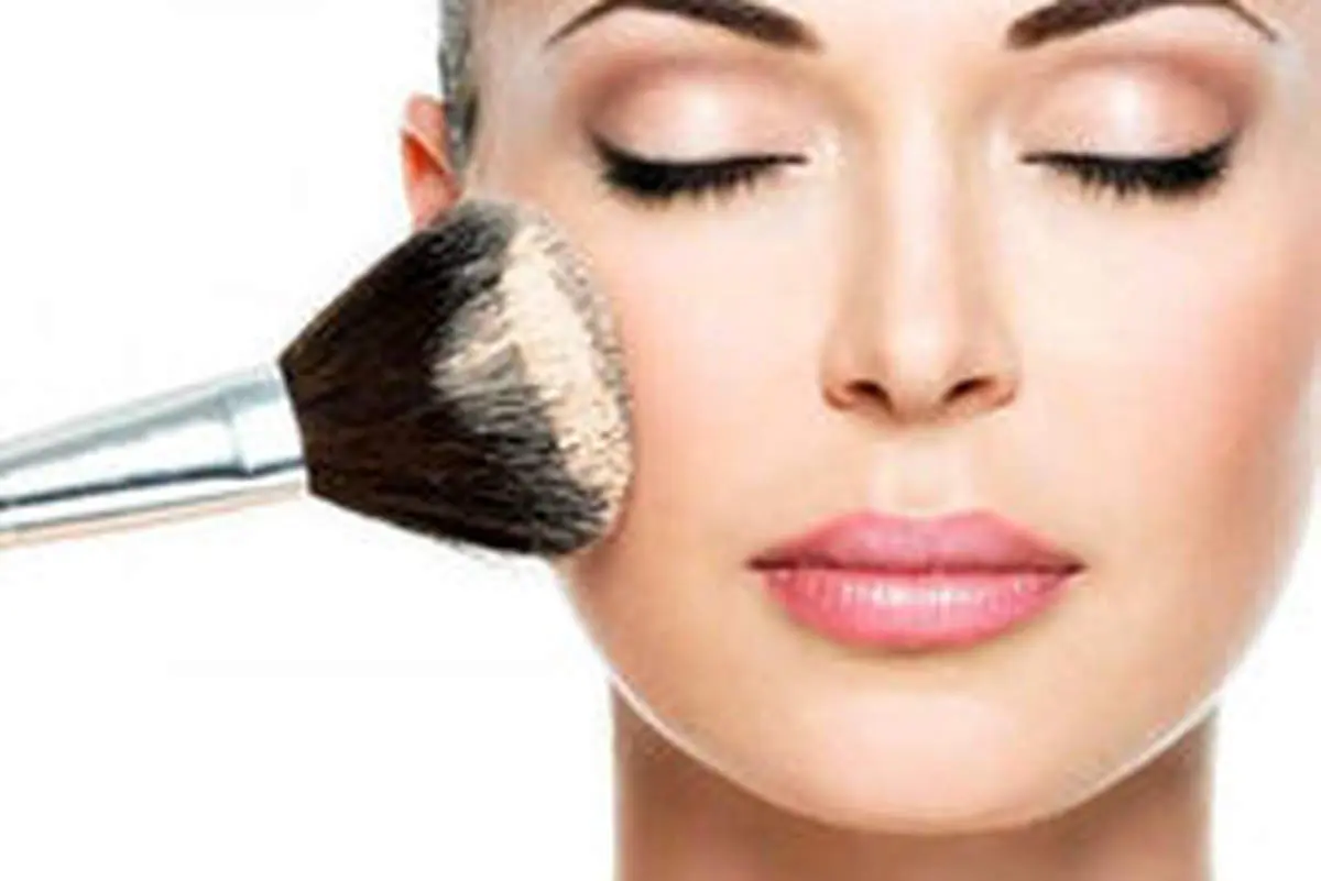 آرایش کردن مدوام خانم ها چه خطراتی دارد؟