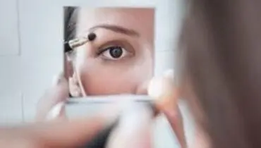 چند روش برای برطرف کردن گودی و پف زیر چشم