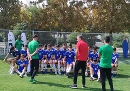 هجوم جیمی جامپ ها به تمرین تیم ملی فوتبال+ فیلم