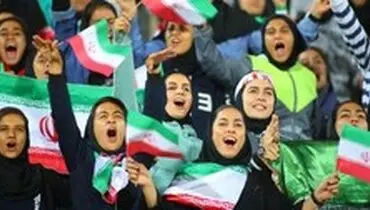 بانوان ورزشگاه را تمیز کردند +عکس