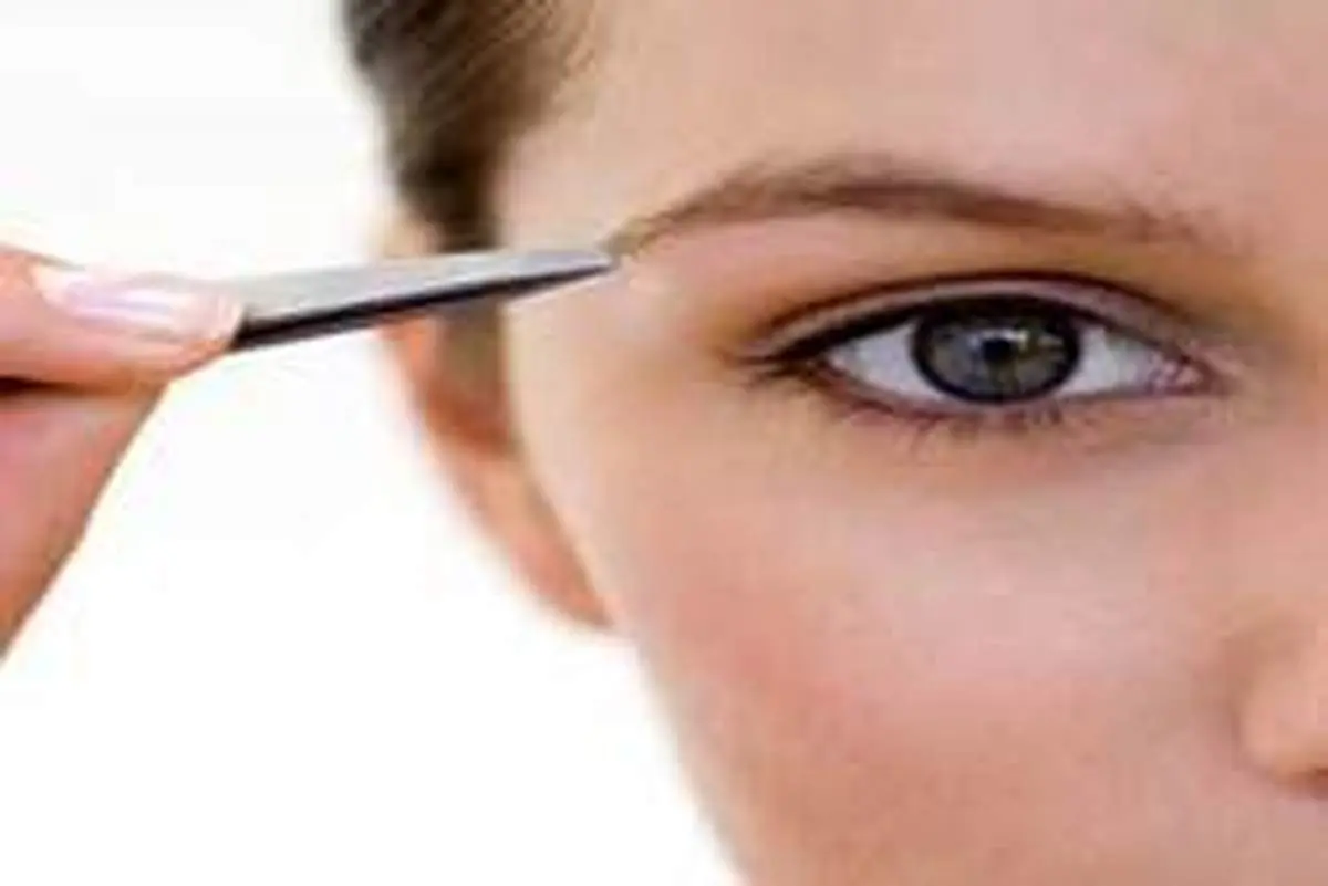 برای داشتن ابروهای پر پشت چه کنیم
