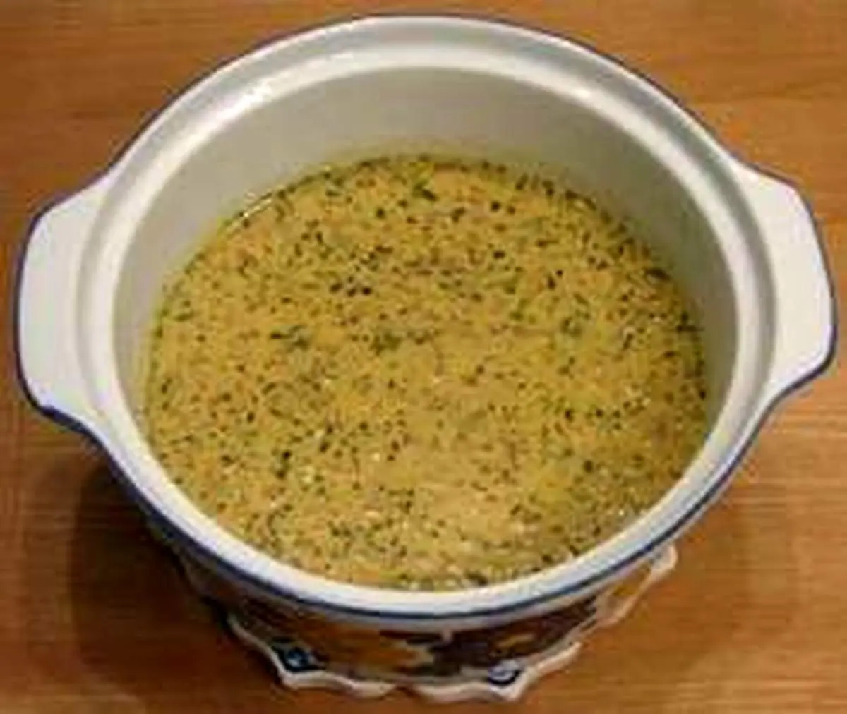 طرز تهیه اشکنه کشک مشهدی با گردو و تخم خربزه