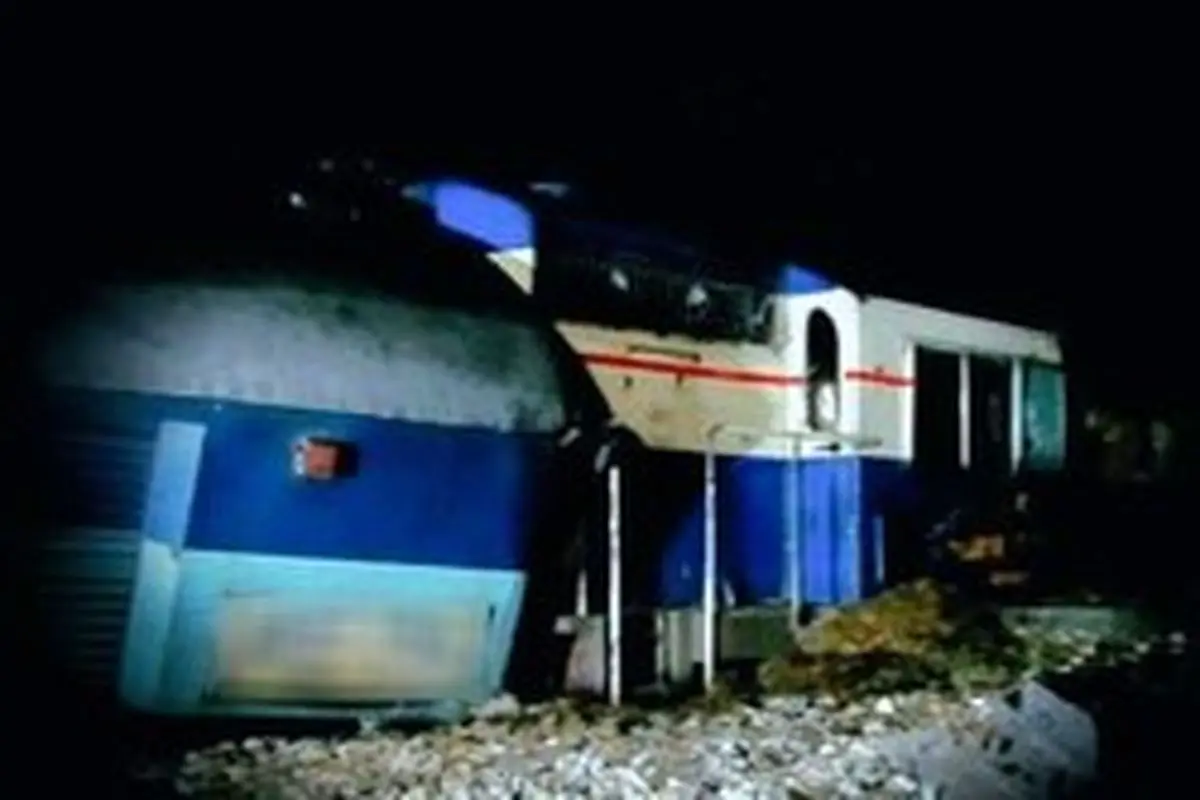 تصادف مرگبار قطار در هند ۵۰ کشته برجای گذاشت