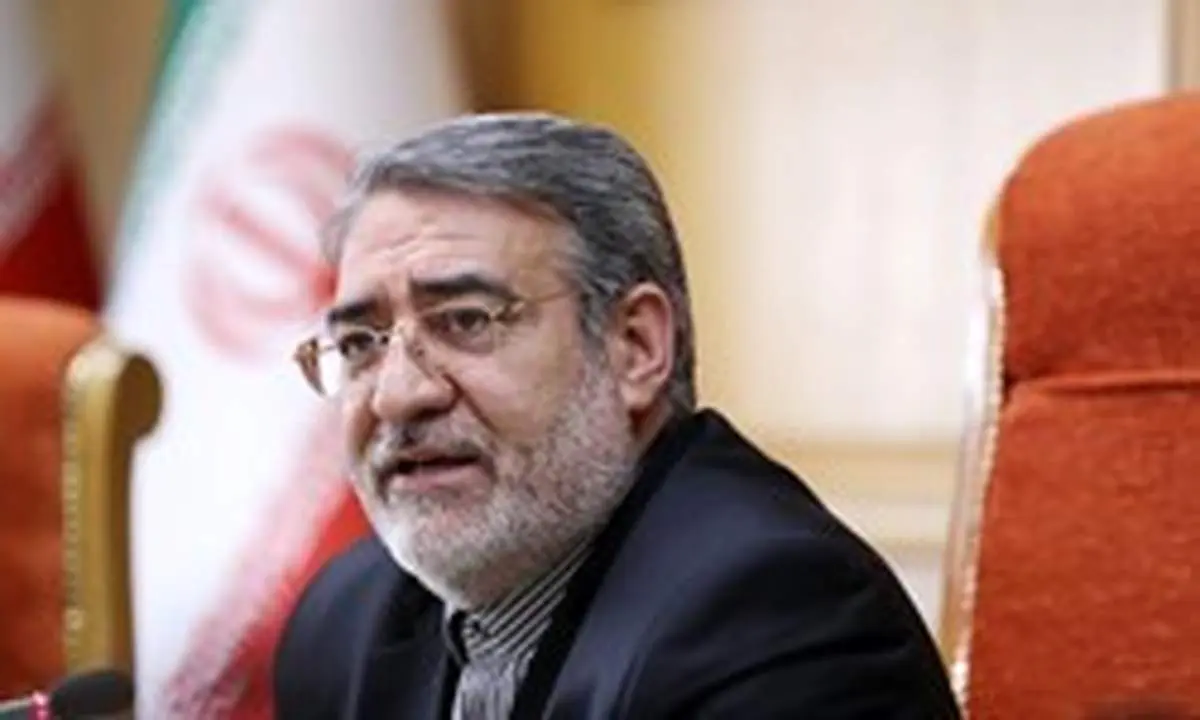 وزیر کشور: سهمیه بندی بنزین هنوز مطرح نیست