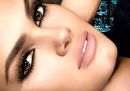 راز افراد جذاب: این ۴ کار ساده را در مکالماتتان تمرین کنید
