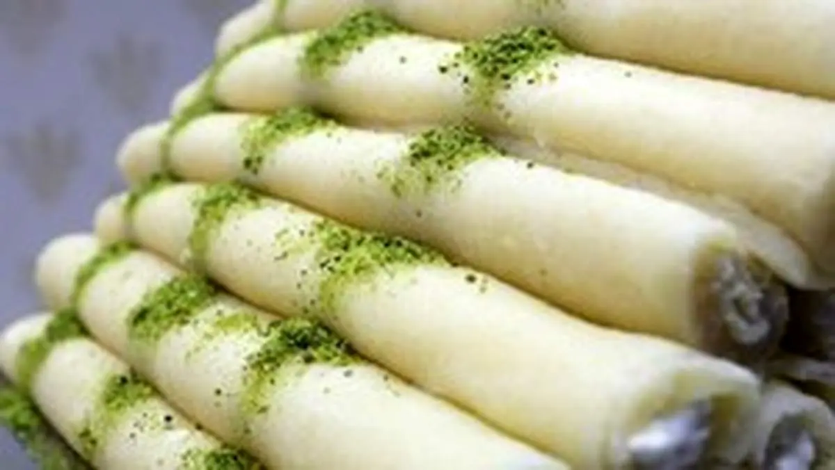 شیرینی پنیر با آرد سمولینا