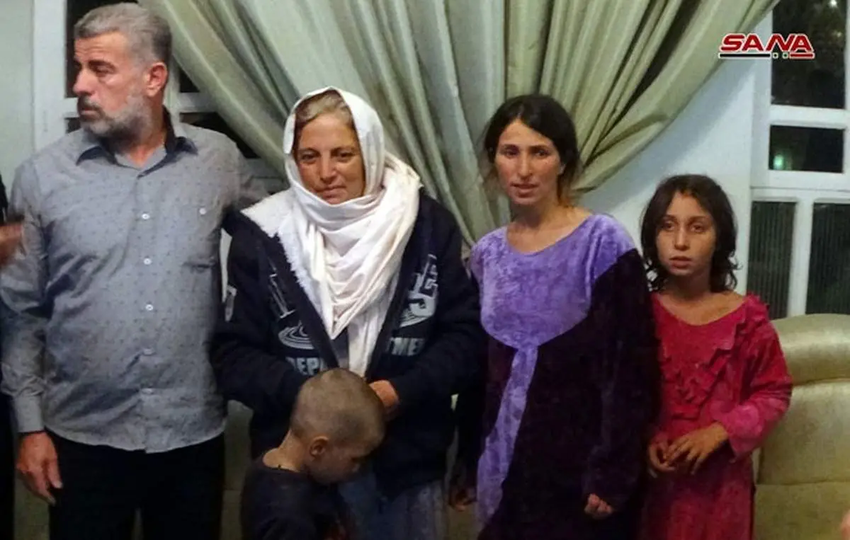آزادی ۶ گروگان از چنگ داعشیها +تصاویر