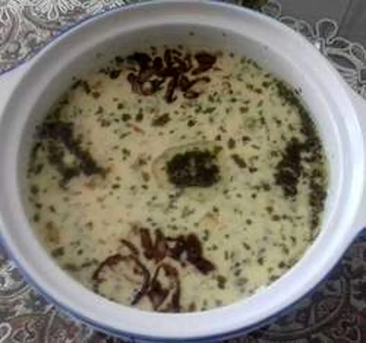 طرز تهیه آش رشته دوغ ملایری