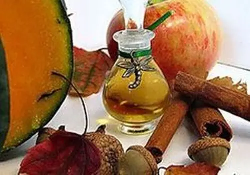 ماندگاری بیشتر بوی عطر و ادکلن با یه ترفند جالب قدیمی!