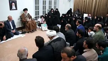 رهبر انقلاب: اگر مدافعان حرم نبودند، راهپیمایی اربعین نبود