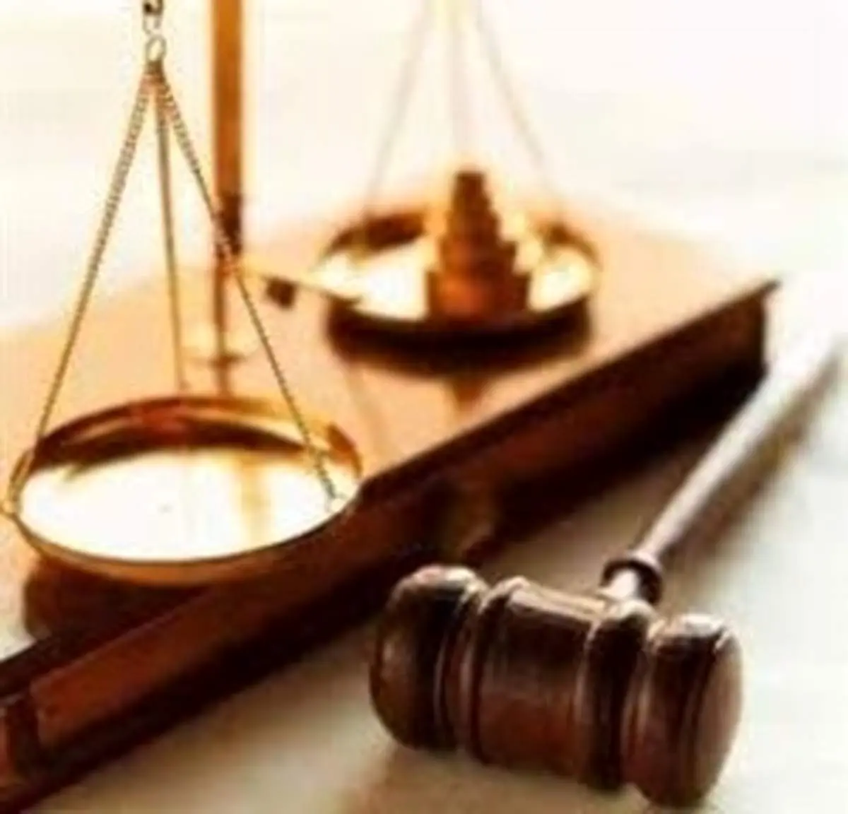 حقوق شاکی در مرحلۀ تحقیقات مقدماتی کدام است؟