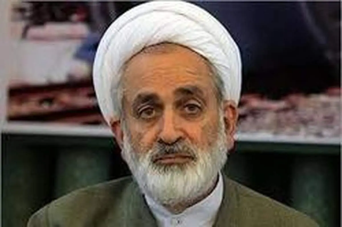 دفاع یک روحانی اصولگرا از نامه جنجالی آیت الله یزدی