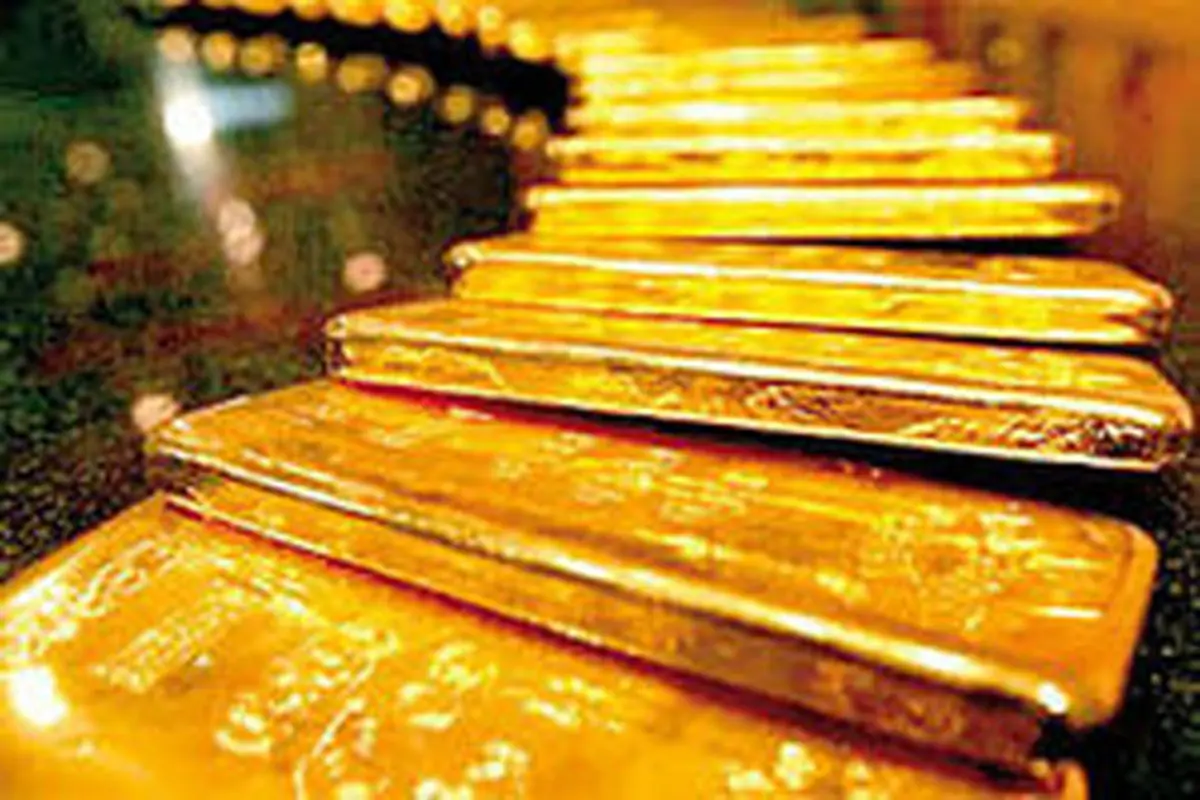 کاهش قیمت طلا همزمان با گرانی دلار