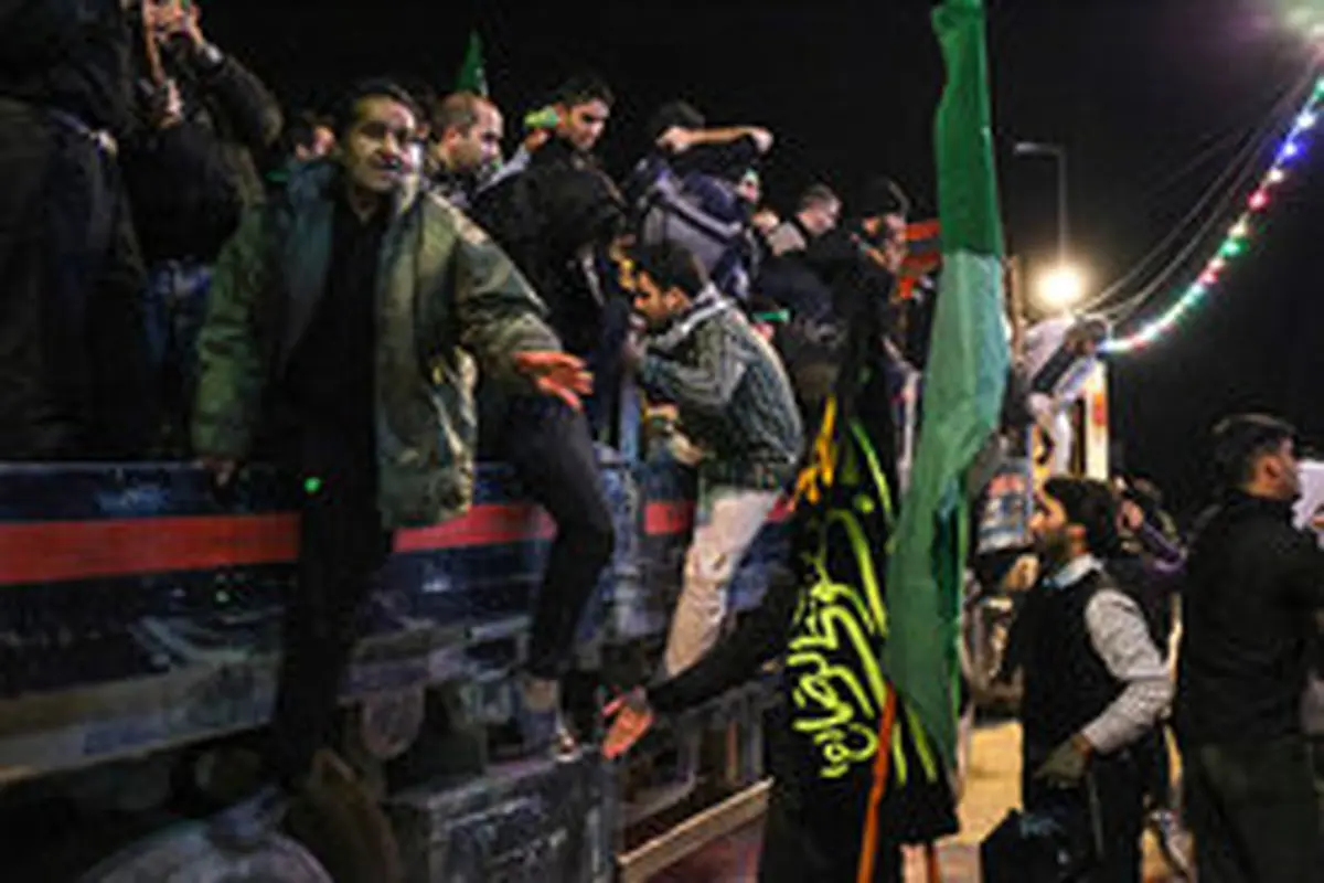 سردرگمی زائران ایرانی در مرز مهران