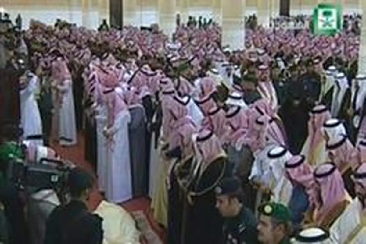 اقدام عجیب خطیب مسجد الحرام