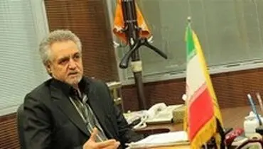 تابش: شفر در مورد تیم خودش اظهار نظر کند