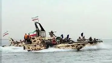 فرمانده آمریکایی:رویارویی قایق‌های ایران با ناو آمریکایی در خلیج‌فارس حرفه‌ای بود