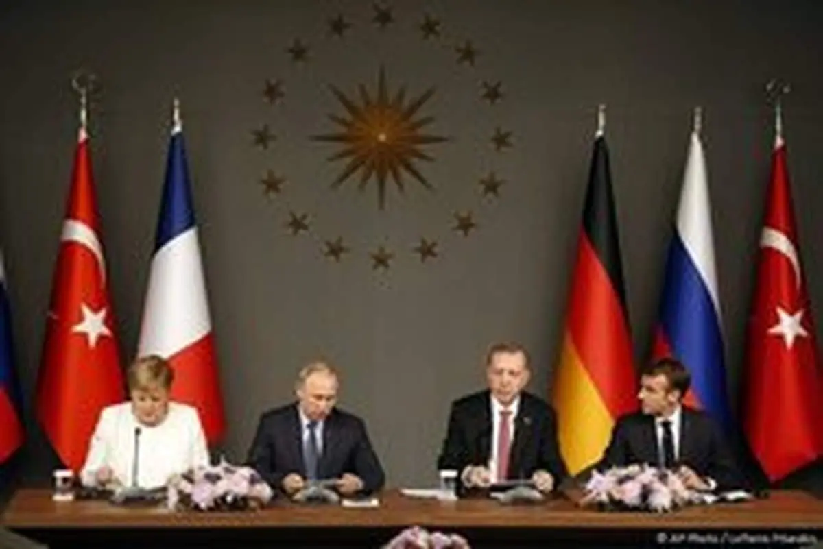 پوتین بر نقش ایران در حل بحران سوریه تاکید کرد