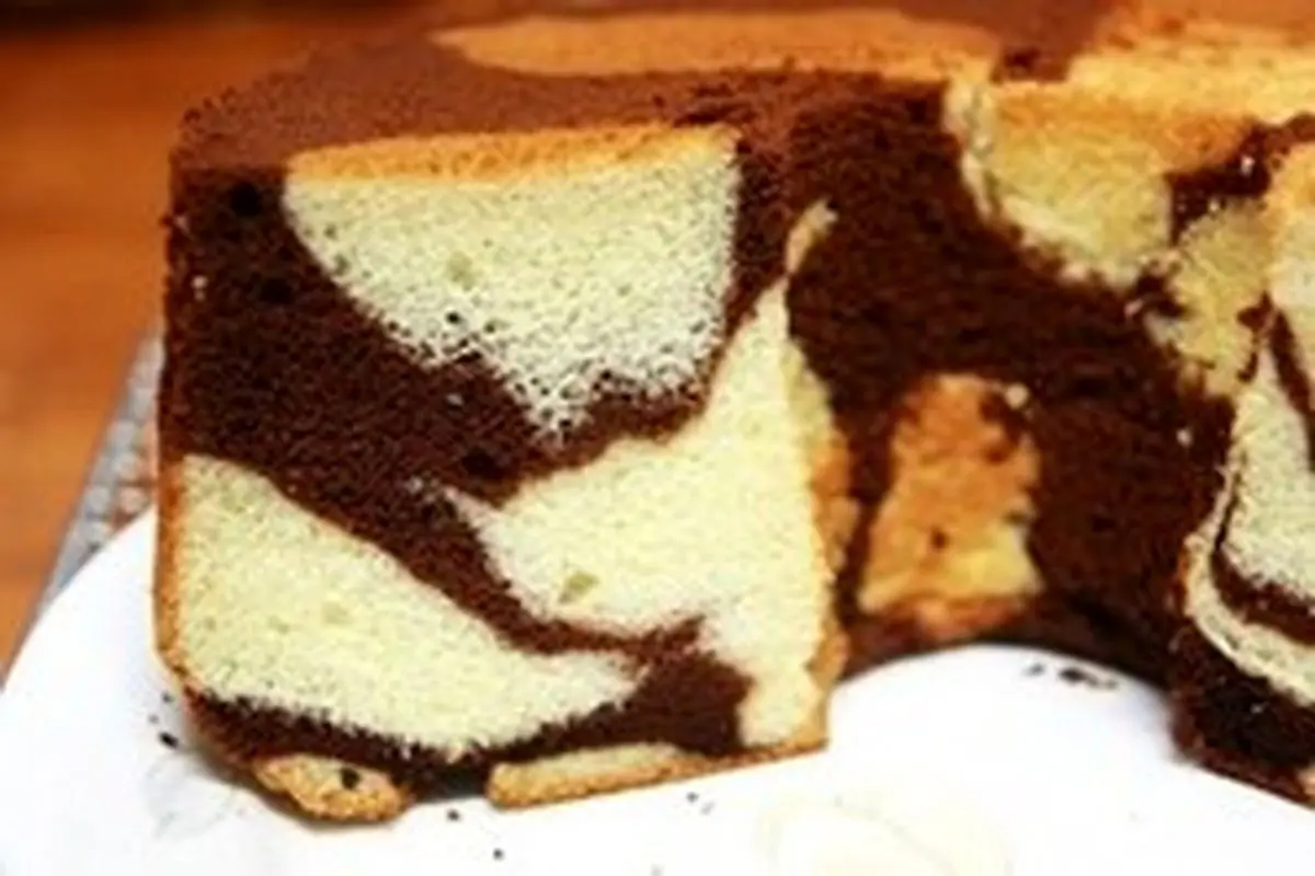 طرز تهیه کیک ماربل با وانیل و شکلات