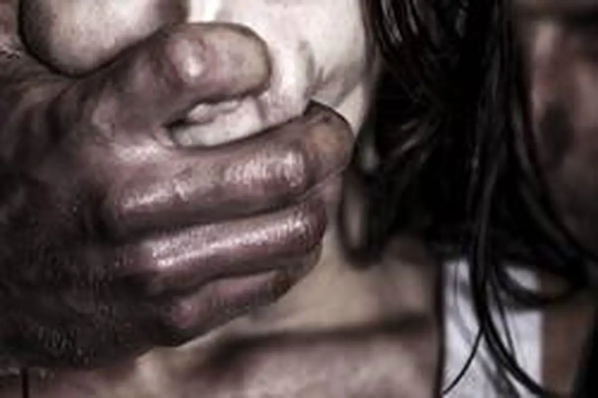 تجاوز پدر و مادری به مدت ۱۵ سال به دختر جوانشان