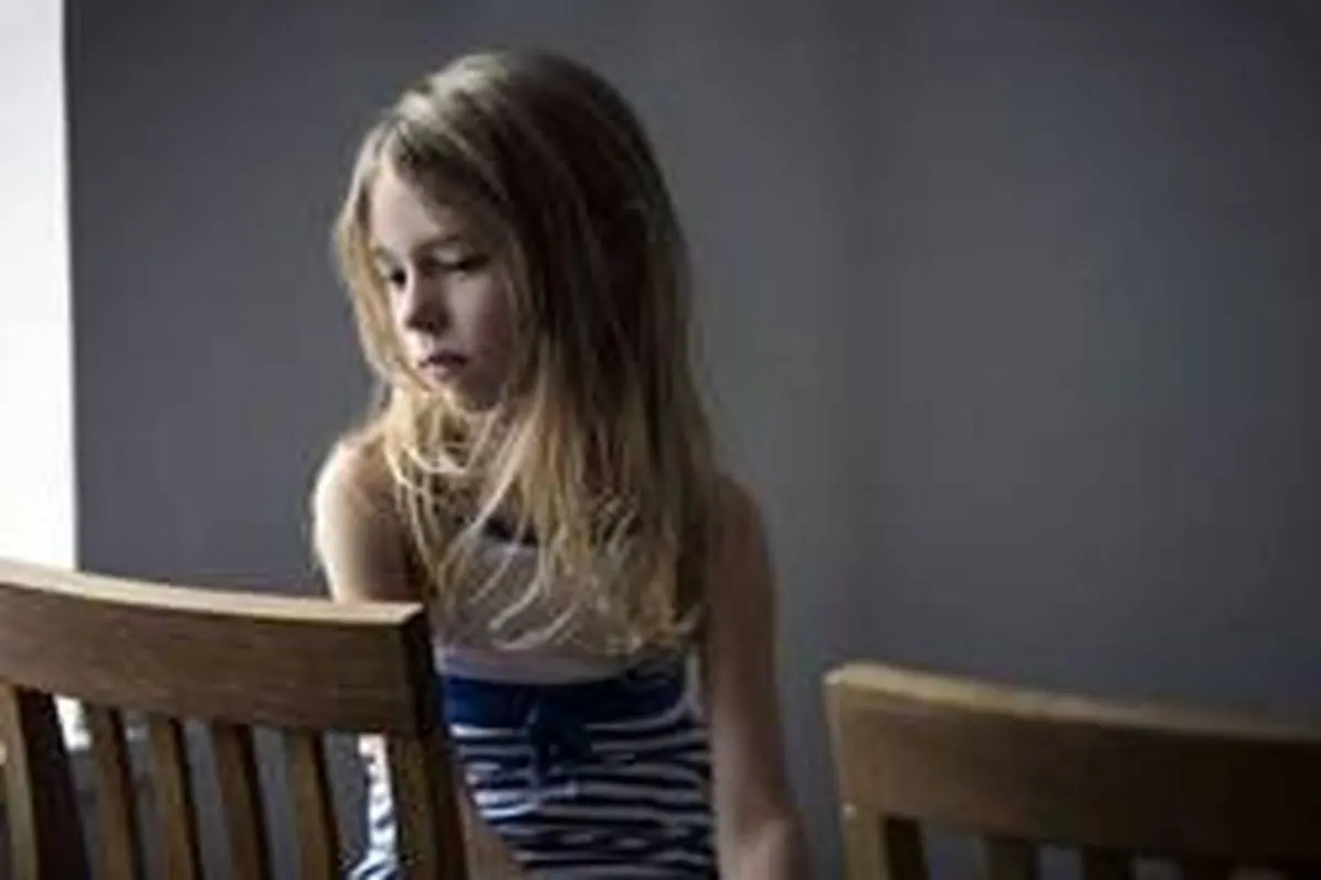 با کودکان مبتلا به افسردگی چطور رفتار کنیم؟