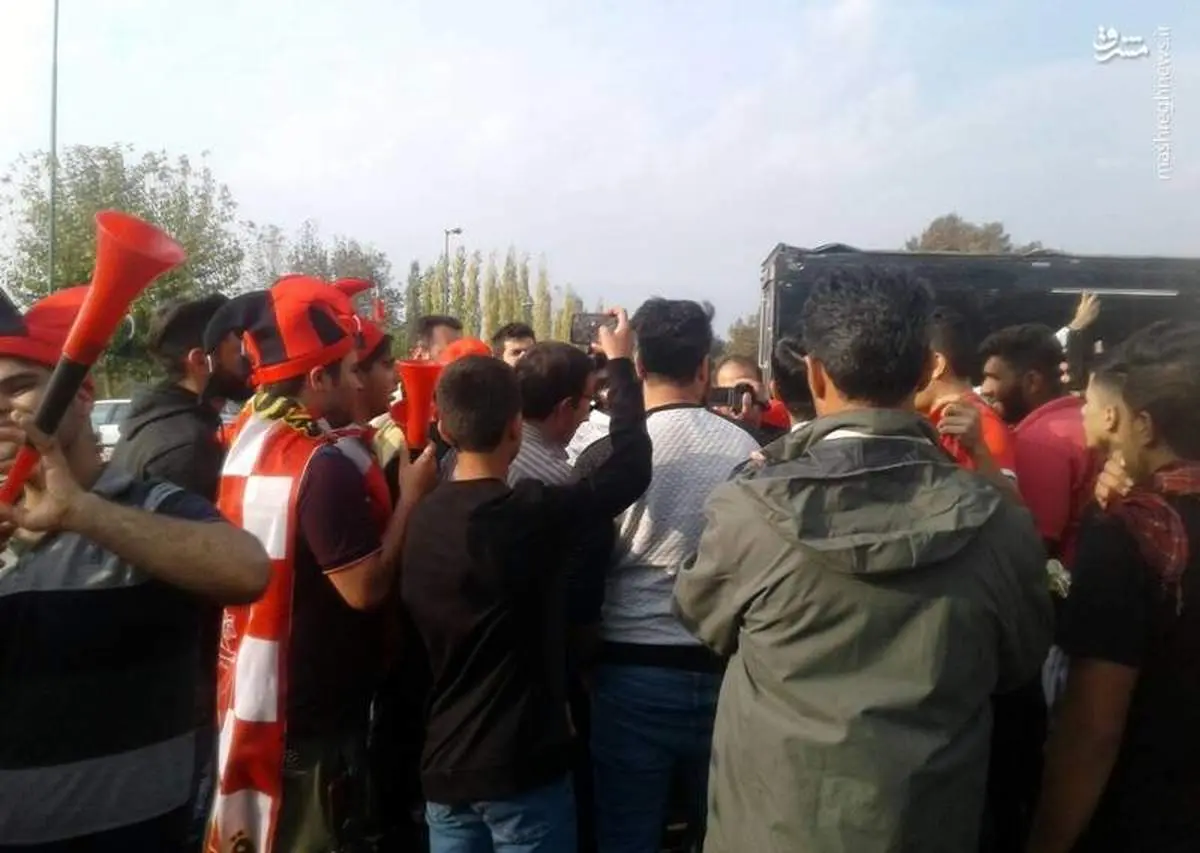 هواداران پرسپولیس به ورزشگاه آمدند! +تصاویر