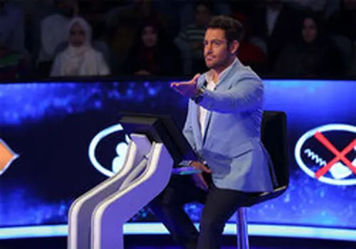گلزار از ماشین لوکس جدیدش رونمایی کرد؟+عکس