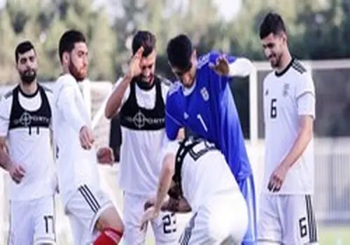 هجوم جیمی جامپ ها به تمرین تیم ملی فوتبال+ فیلم