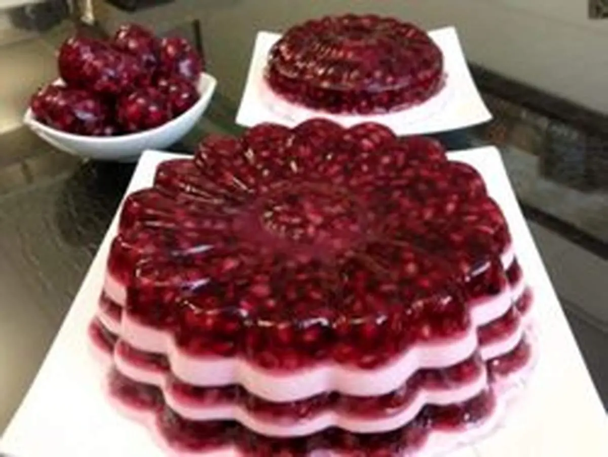 طرز تهیه دسر ژله و انار