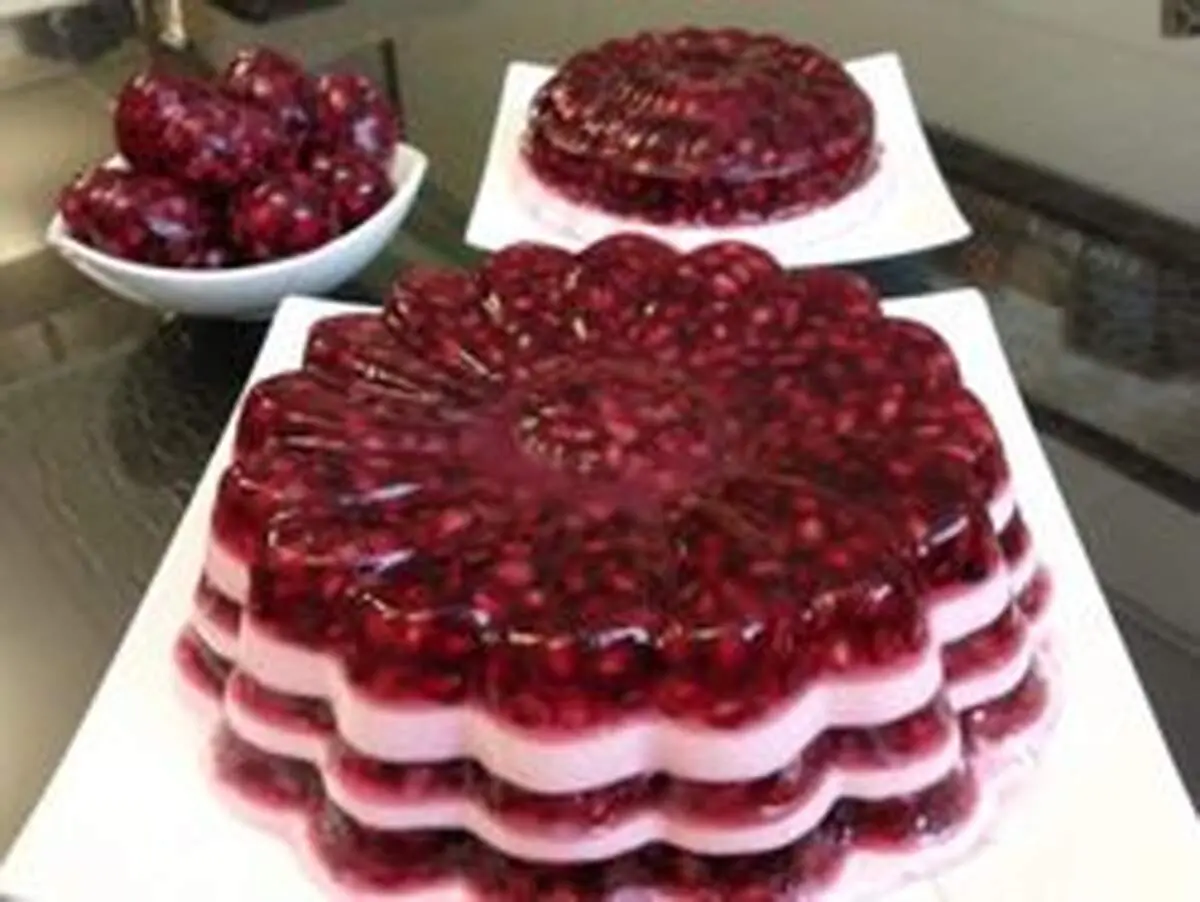 طرز تهیه دسر ژله و انار