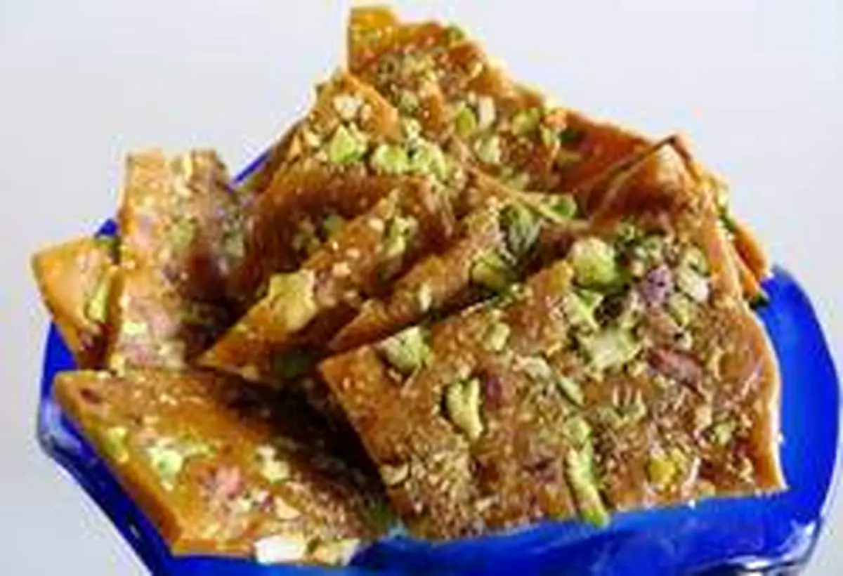 طرز تهیه سوهان قم بدون بادکا